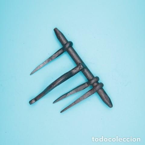 Antiquit&auml;ten: Cerrojo de forja artesanal &ndash; Pasador completo-Puertas r&uacute;sticas-Muebles antiguos.