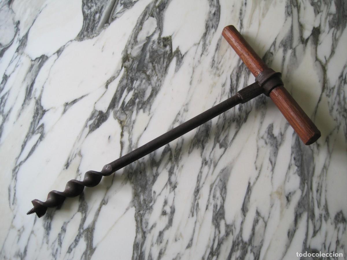 Antig&uuml;edades: ANTIGUA BARRENA DE CARPINTERO - BERBIQU&Iacute; - TALADRO - GRAN TAMA&Ntilde;O - 44 CM