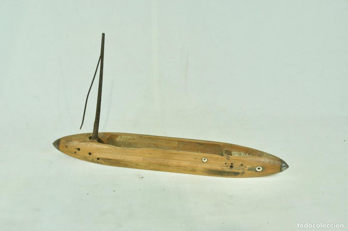 Antig&uuml;edades: Lanzadera de telar 37 cm - Foto 4
