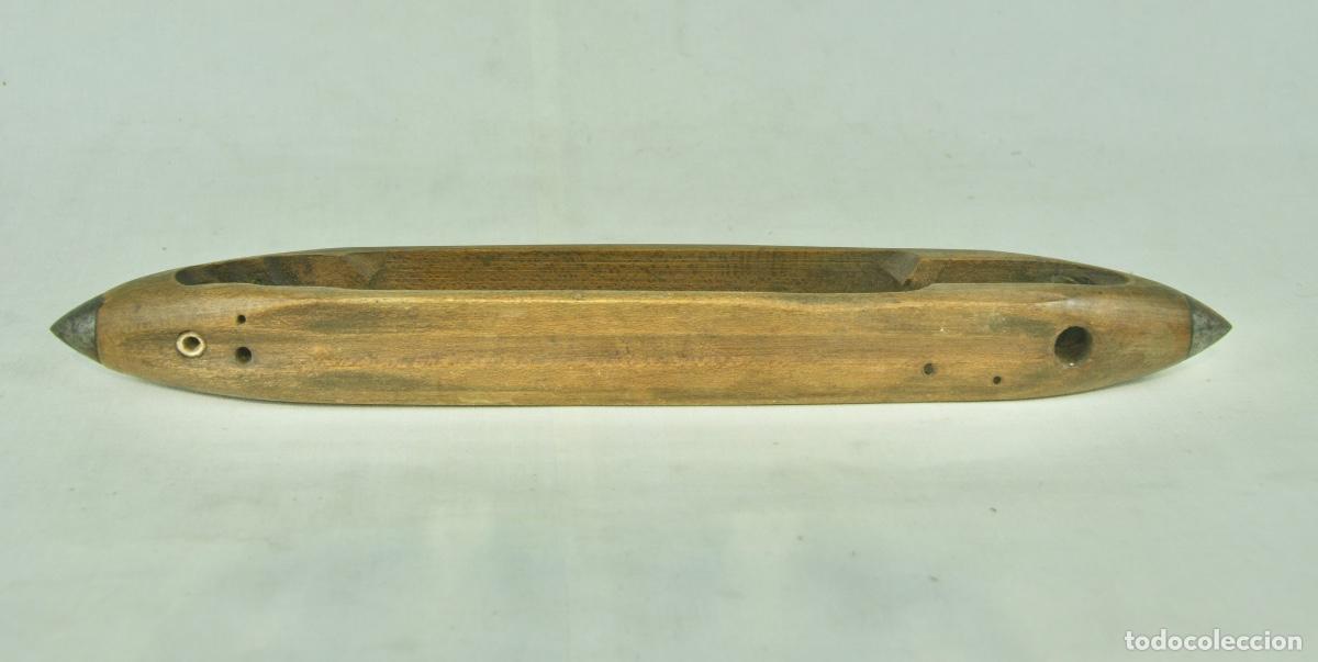 Antig&uuml;edades: Lanzadera de telar antigua 35.5 cm - Foto 2
