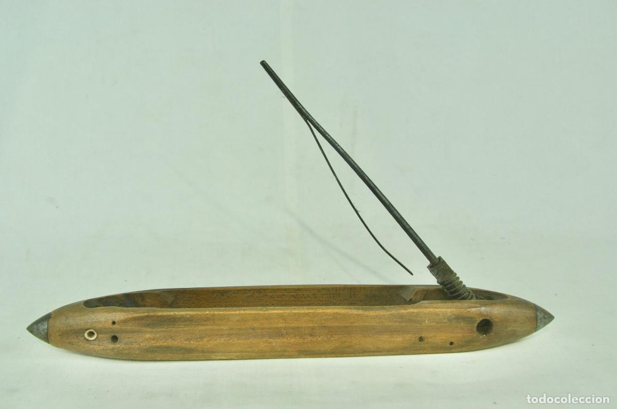 Antig&uuml;edades: Lanzadera de telar antigua 35.5 cm - Foto 3