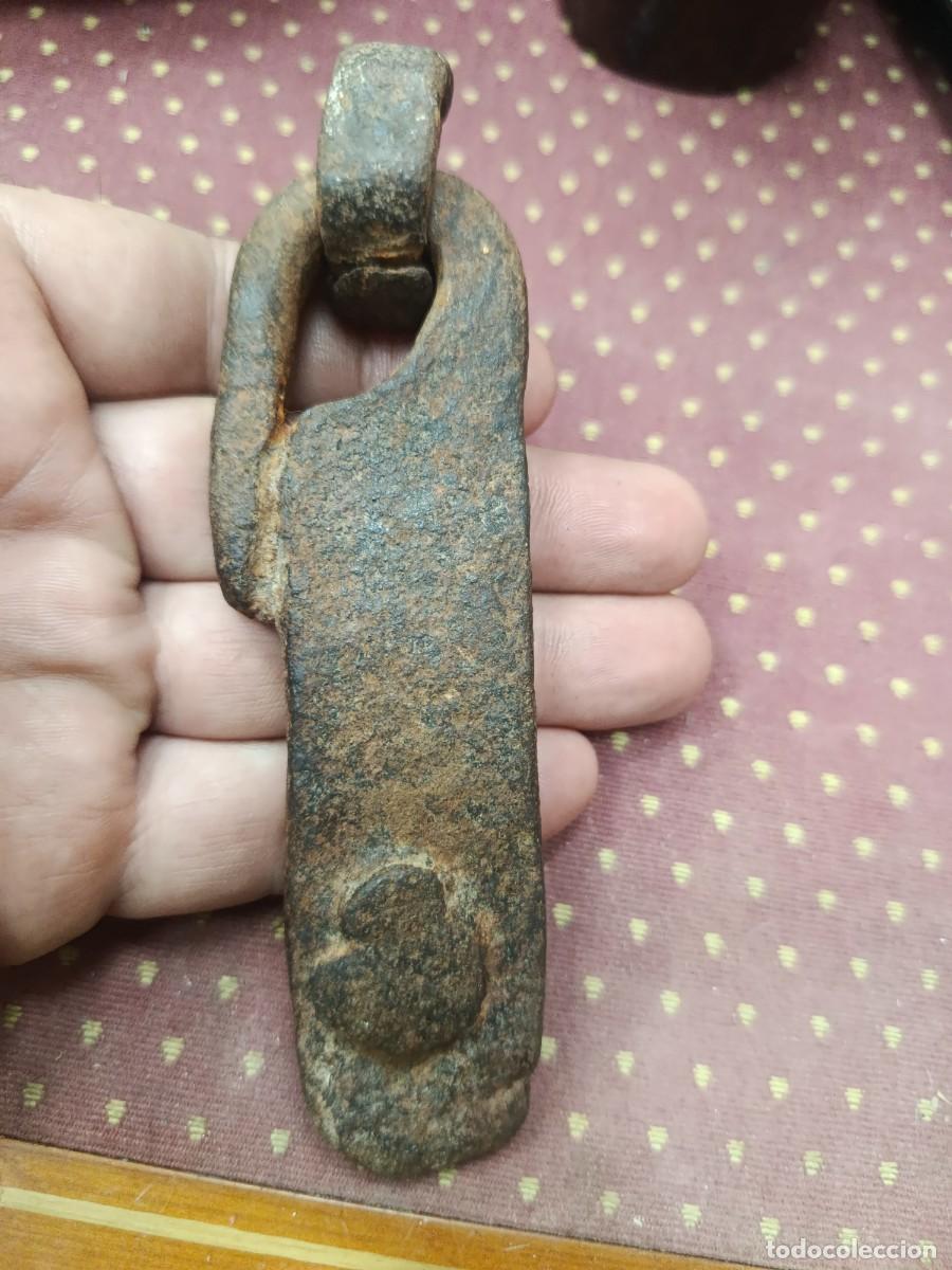 Antig&uuml;edades: Pesa antigua siglo XVIII o anterior