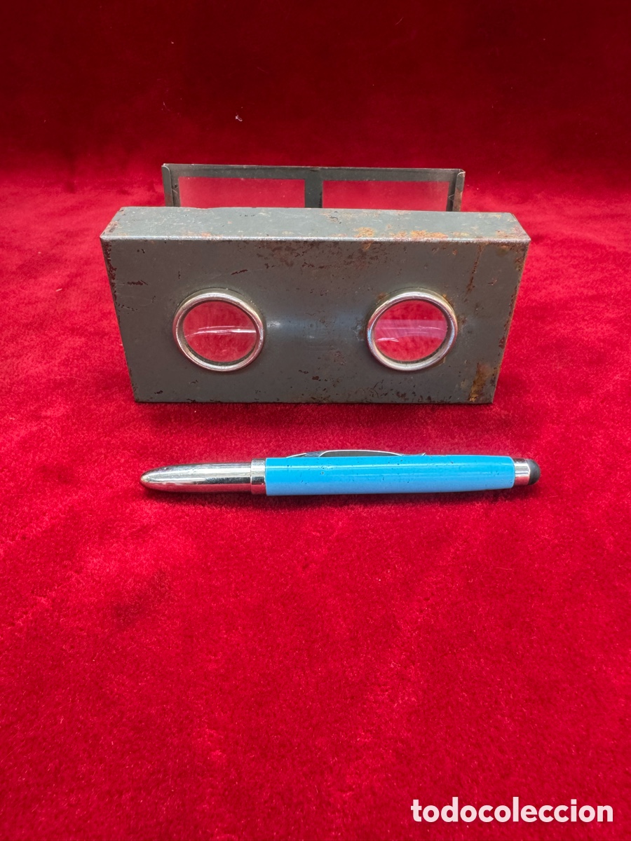 Antig&uuml;edades: Antiguo visor estereoscopico de metal marca Rellev!