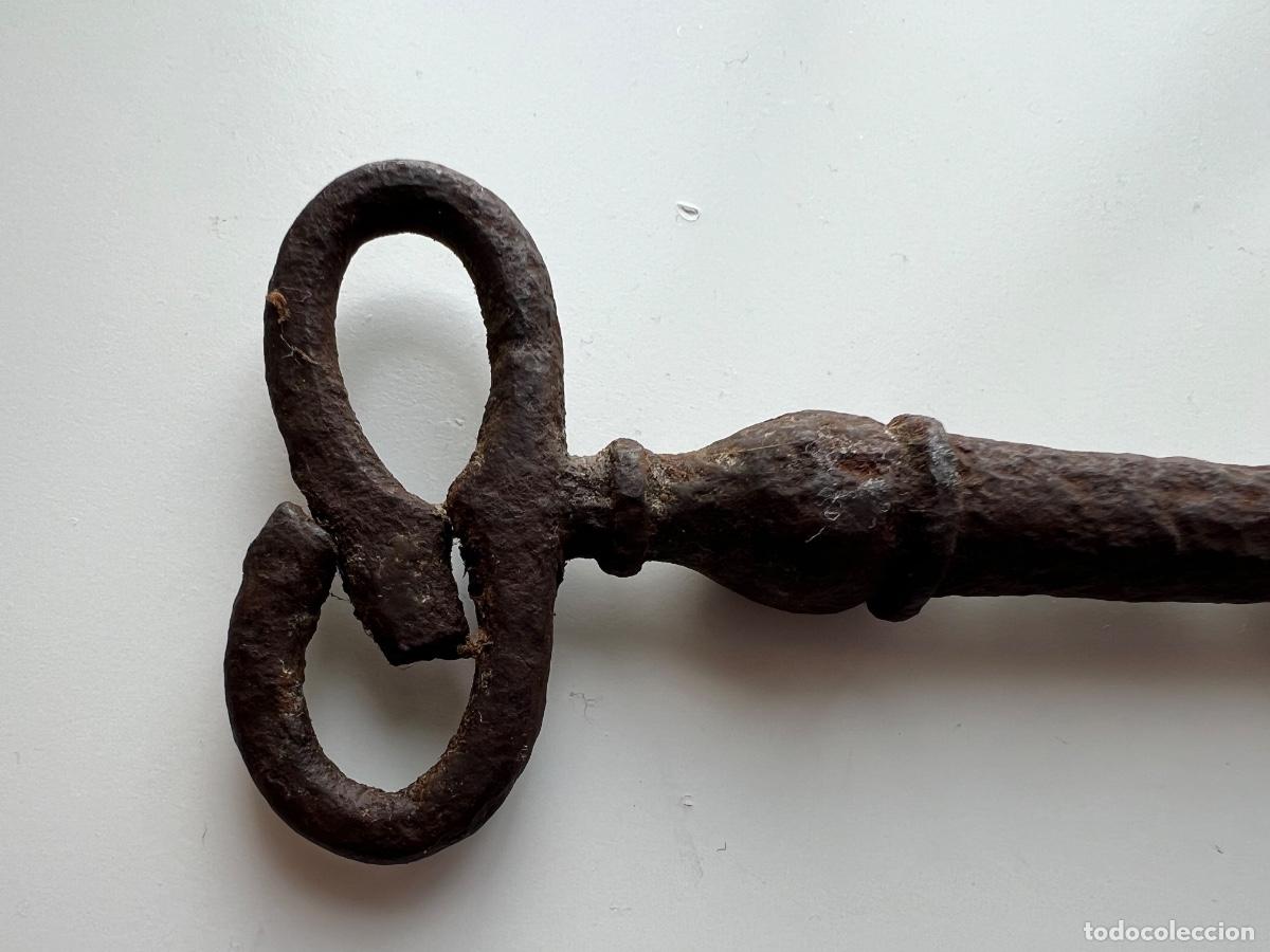 Antig&uuml;edades: ANTIGUA LLAVE DE FORJA 16,5 CMS - Foto 4