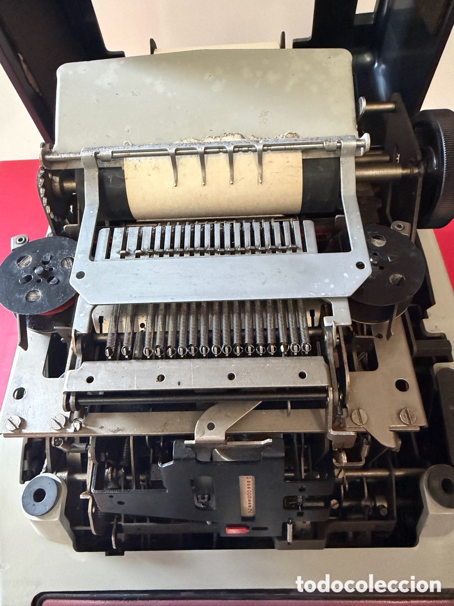 Antig&uuml;edades: Calculadora Olivetti Divisumma 24 El&eacute;ctrica - Foto 2