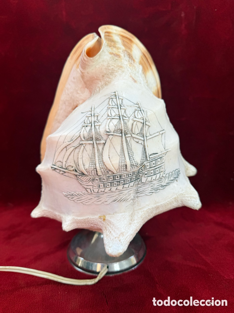 Antig&uuml;edades: Preciosa lampara,motivos marineros,gran caracola!
