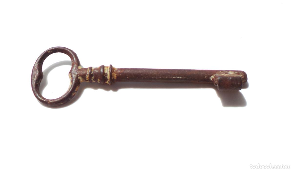 Antig&uuml;edades: LLAVE DE COLECCI&Oacute;N.- 10,5 CM DE LARGO. - Foto 2