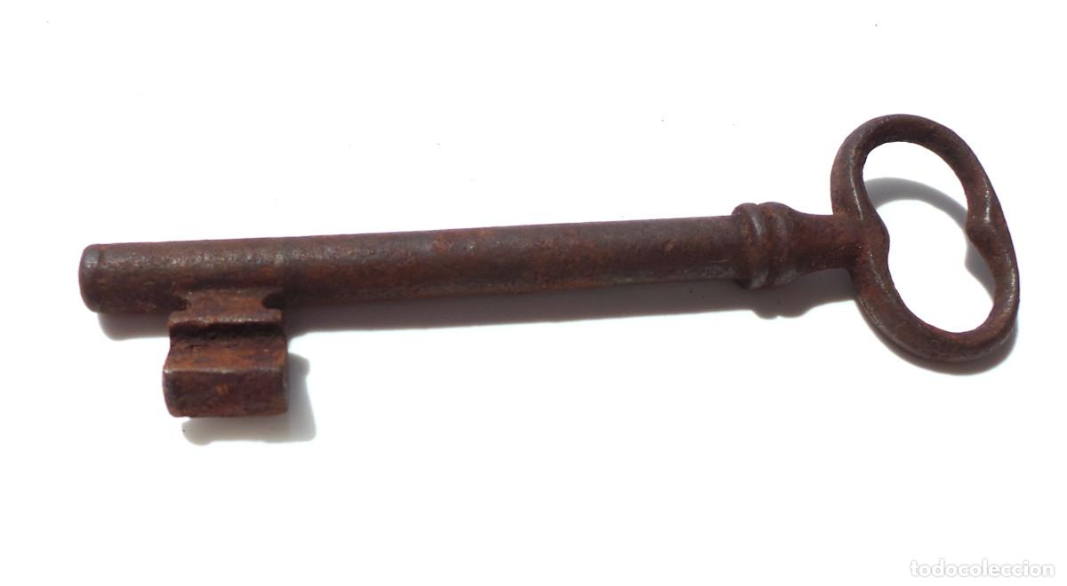 Antig&uuml;edades: LLAVE DE COLECCI&Oacute;N.- 13,3 CM DE LARGO. - Foto 5