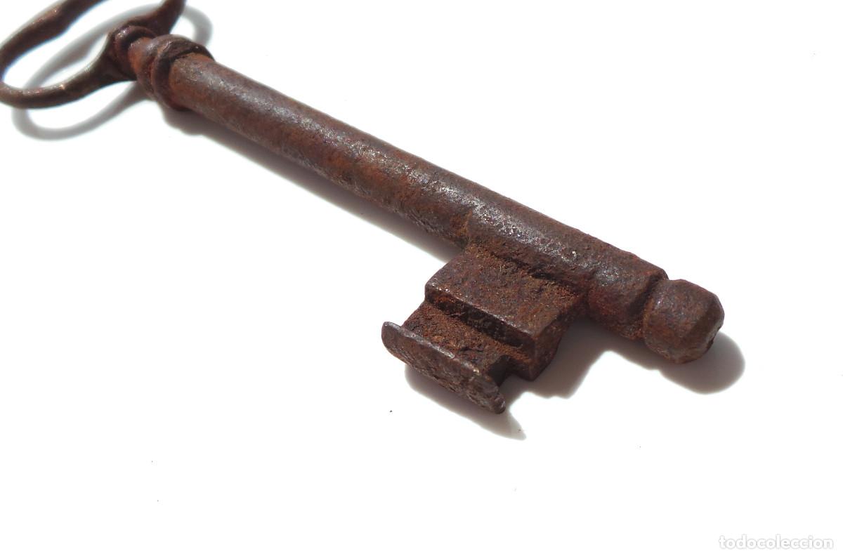 Antig&uuml;edades: LLAVE DE COLECCI&Oacute;N.- 12,7 CM DE LARGO. - Foto 3
