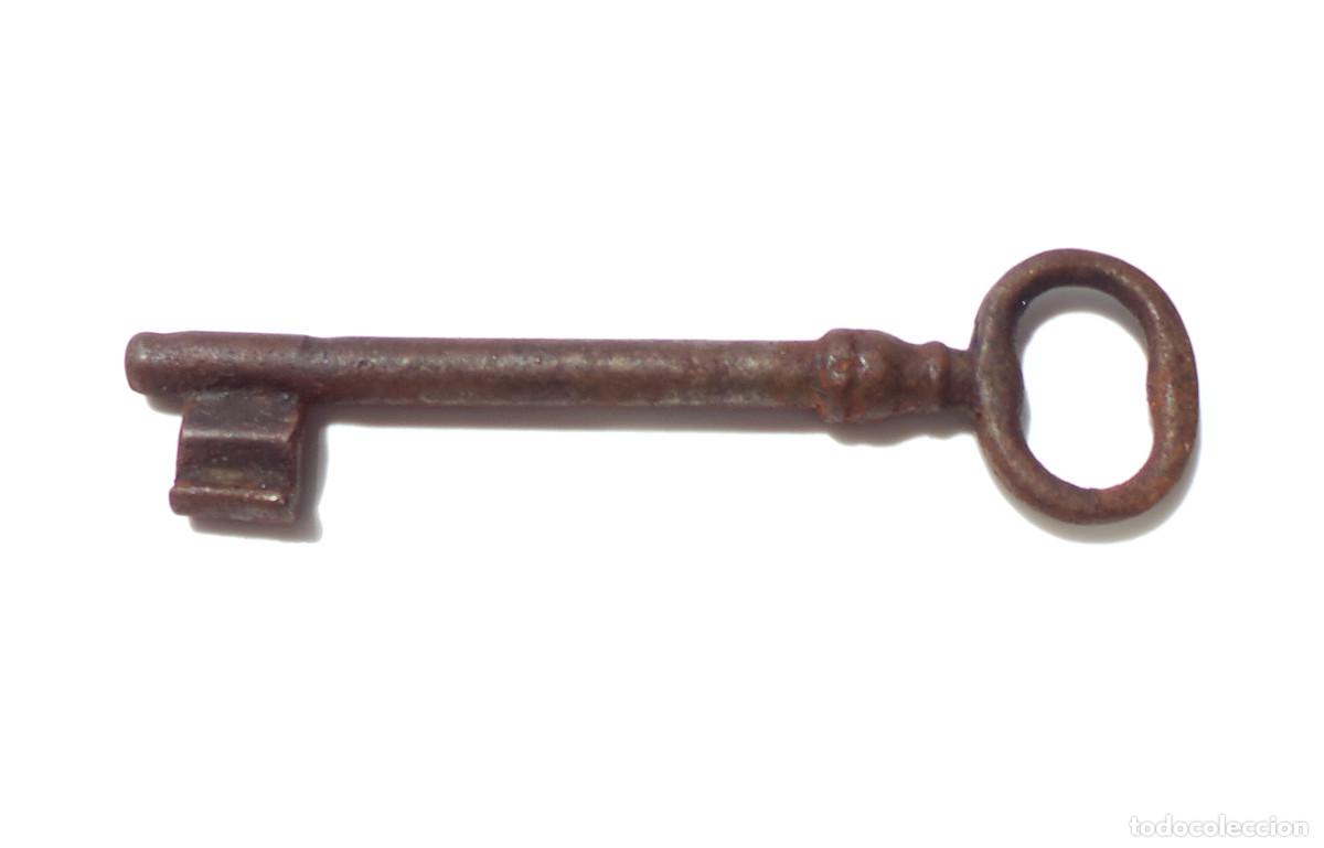 Antig&uuml;edades: LLAVE DE COLECCI&Oacute;N.- 11 CM DE LARGO.