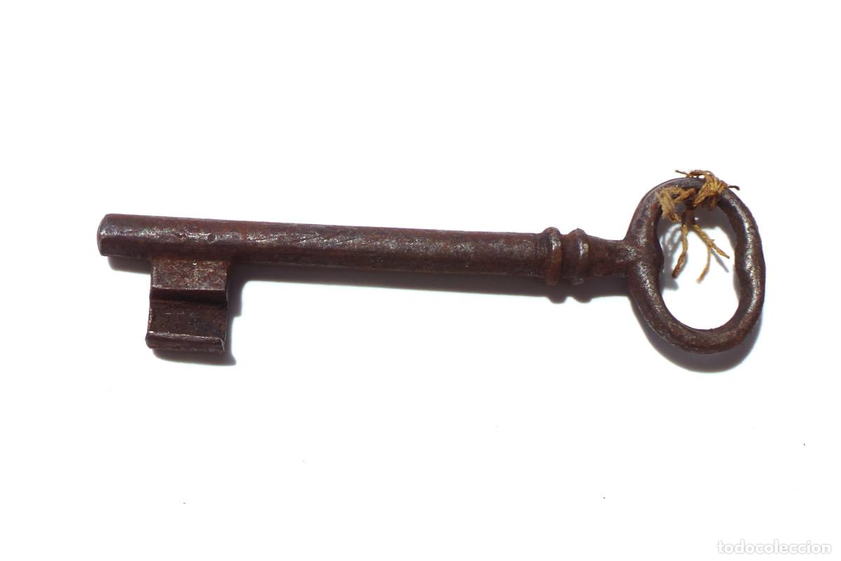 Antig&uuml;edades: LLAVE DE COLECCI&Oacute;N.- 13,8 CM DE LARGO. - Foto 3