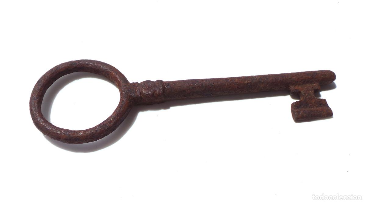 Antig&uuml;edades: LLAVE DE COLECCI&Oacute;N.- 13,9 CM DE LARGO. - Foto 2