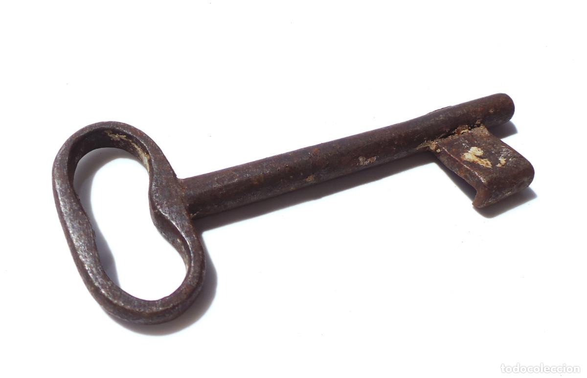 Antig&uuml;edades: LLAVE DE COLECCI&Oacute;N.- 13,5 CM DE LARGO. - Foto 4