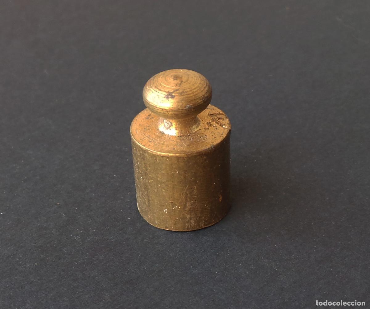 Antig&uuml;edades: PESA DE BRONCE O LAT&Oacute;N BALANZAS DE PRECISI&Oacute;N 20 GRAMOS.