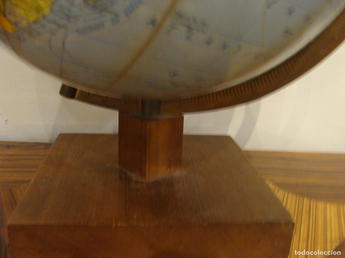 Antig&uuml;edades: Globo terraqueo, Franc&eacute;s con base de madera cuadrangular - Foto 3