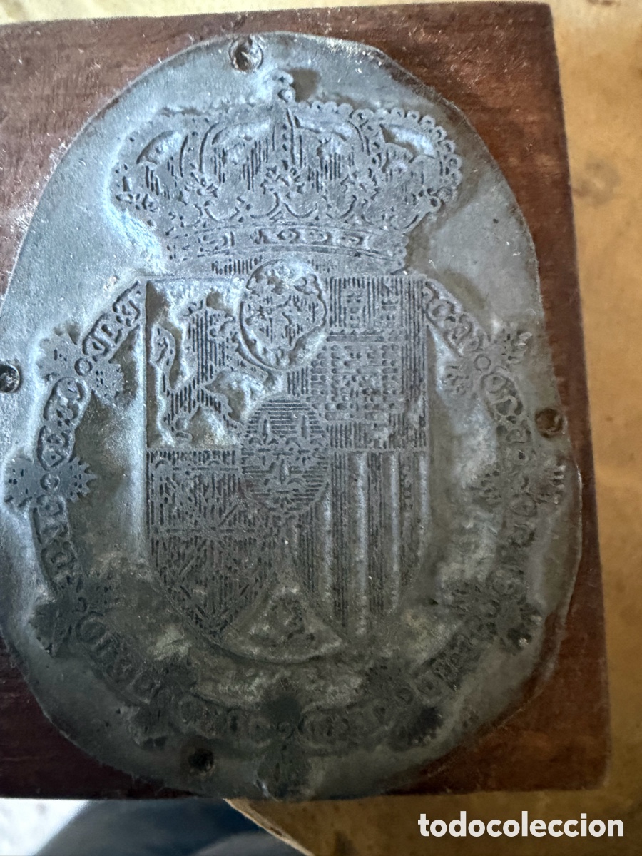 Antig&uuml;edades: ANTIGUO CU&Ntilde;O MADERA METAL ESCUDO ESPA&Ntilde;A