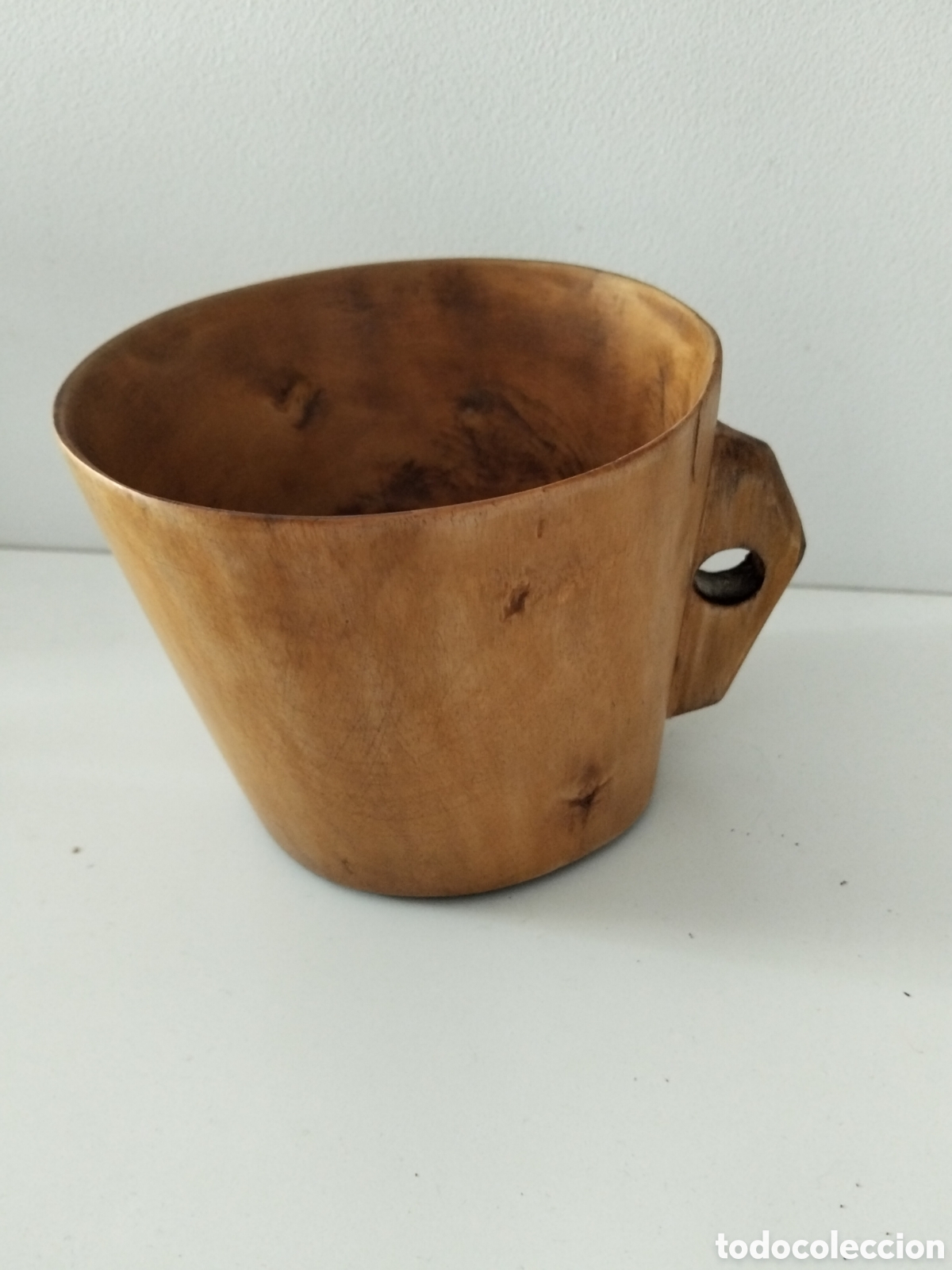 Antig&uuml;edades: Kaiku u oporra, recipiente vasco madera