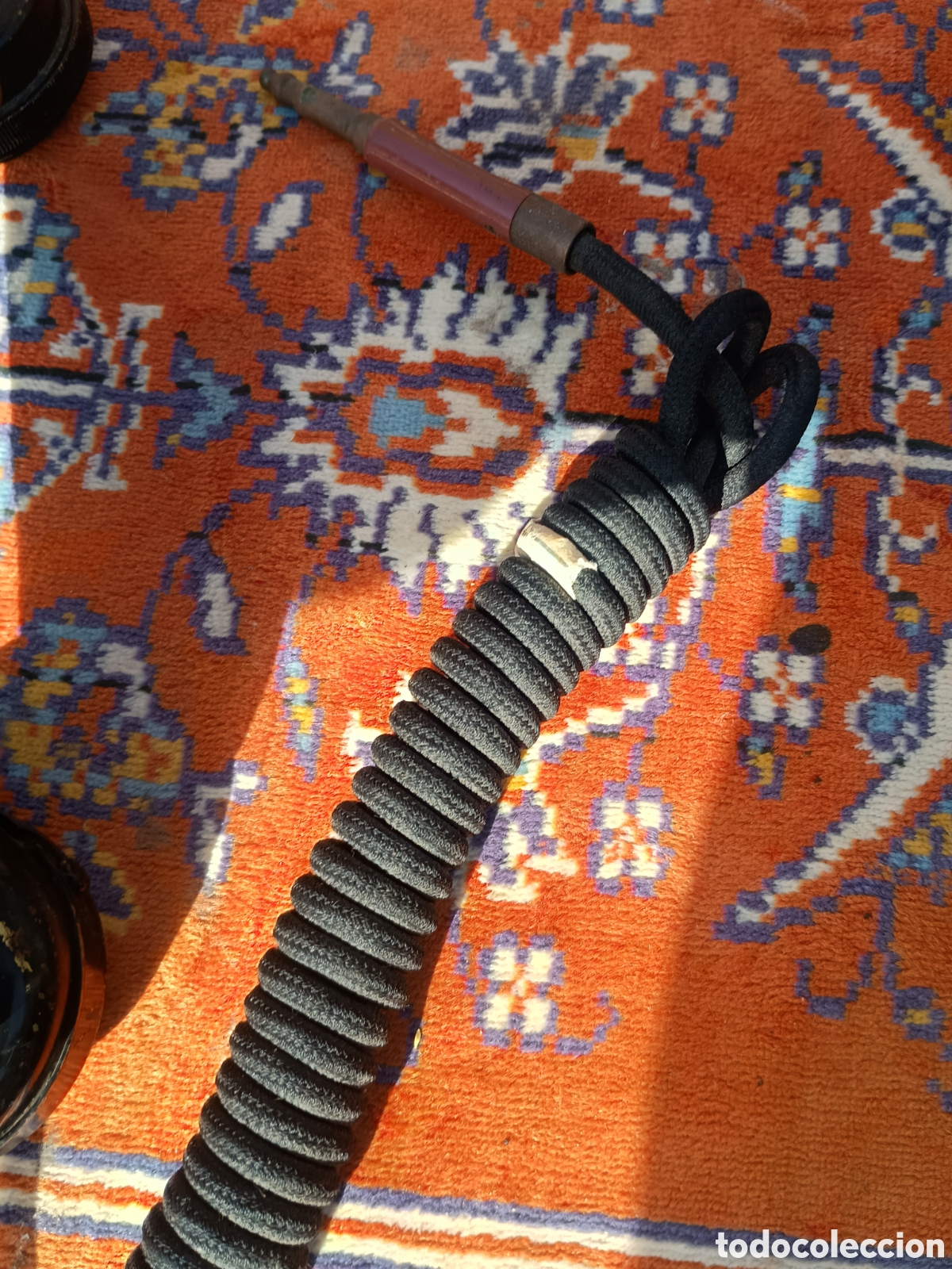 Tel&eacute;fonos: Tel&eacute;fono met&aacute;lico negro - Foto 6