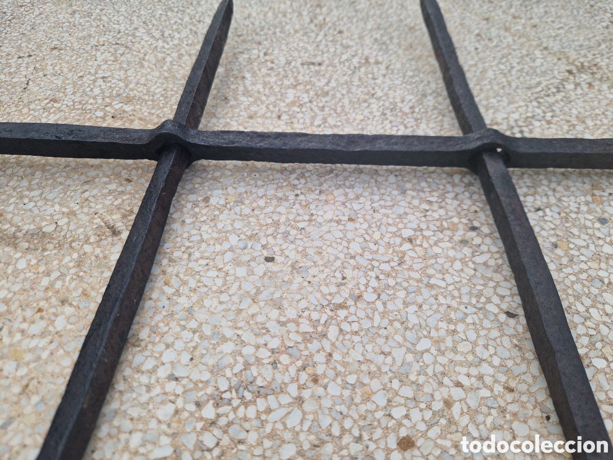Antig&uuml;edades: Rejas de ventana de hierro forjado - Foto 3