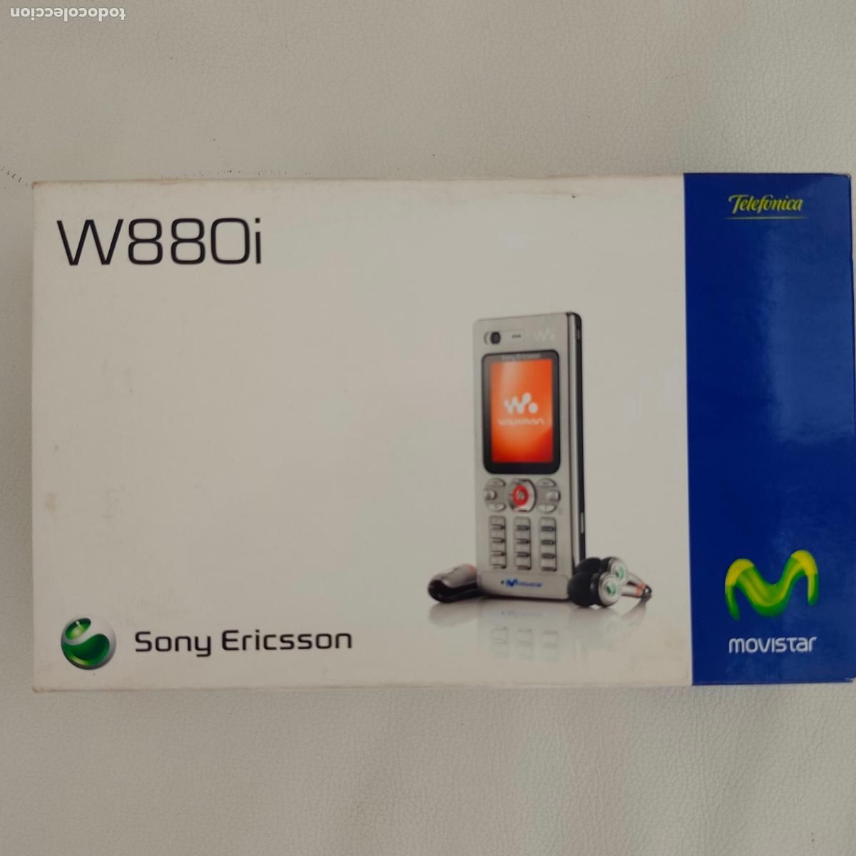 Tel&eacute;fonos: Tel&eacute;fono Sony Ericsson W880i con caja y accesorios