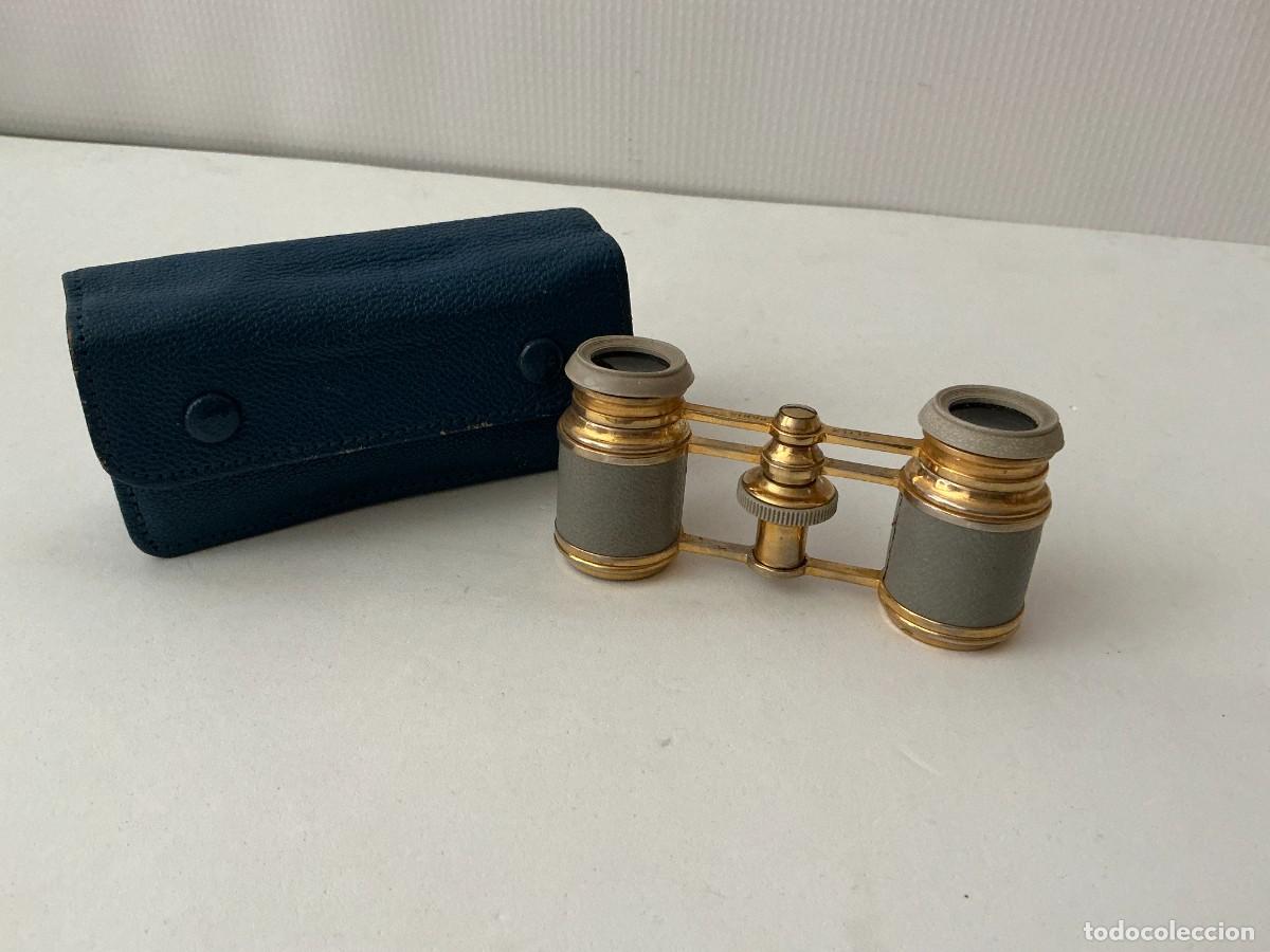 Antig&uuml;edades: Prism&aacute;ticos de teatro ALTEX Paris antiguos con funda original lat&oacute;n dorado vintage