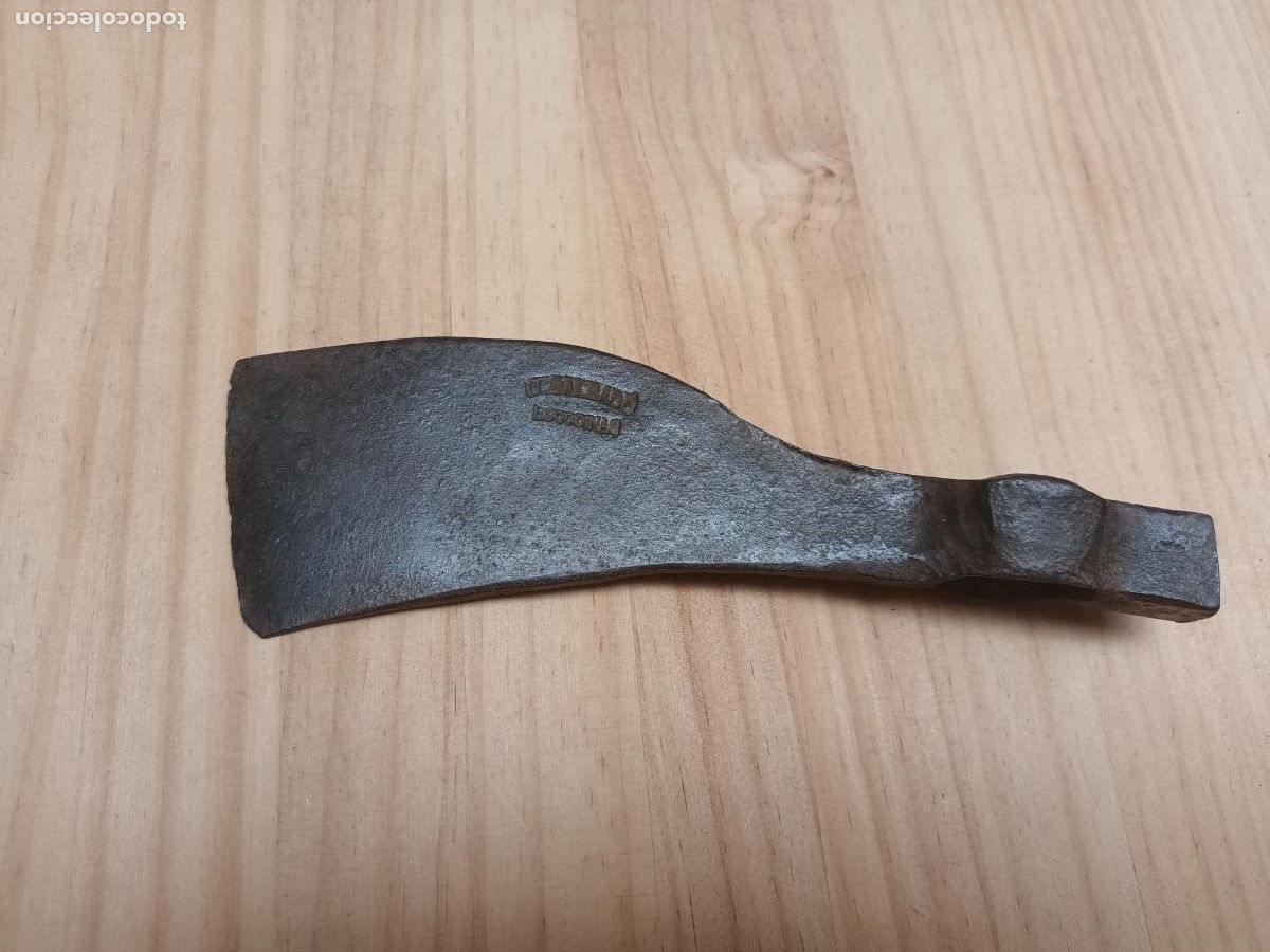 Antig&uuml;edades: ANTIGUA DESTRAL HACHA MARCA ARTESANO F BESSA PUIGREIG FORJA. PUIG REIG