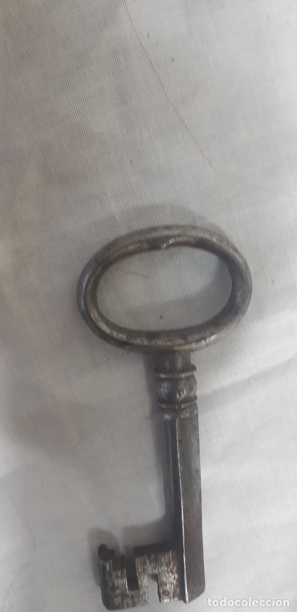 Antig&uuml;edades: Llave antigua hierro