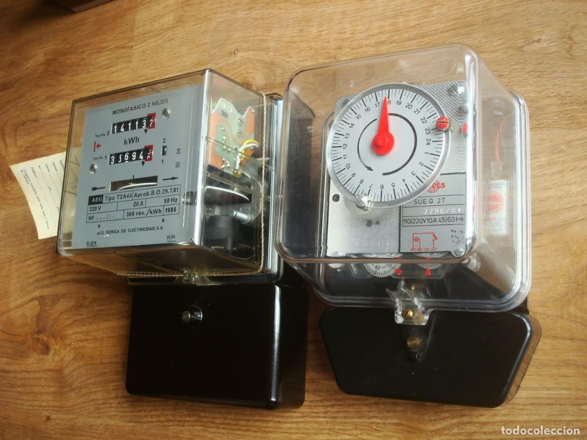 Antig&uuml;edades: Reloj Orbis + contador monof&aacute;sico 2 hilos 1986 con etiqueta Serveis d'Ind&uacute;stria