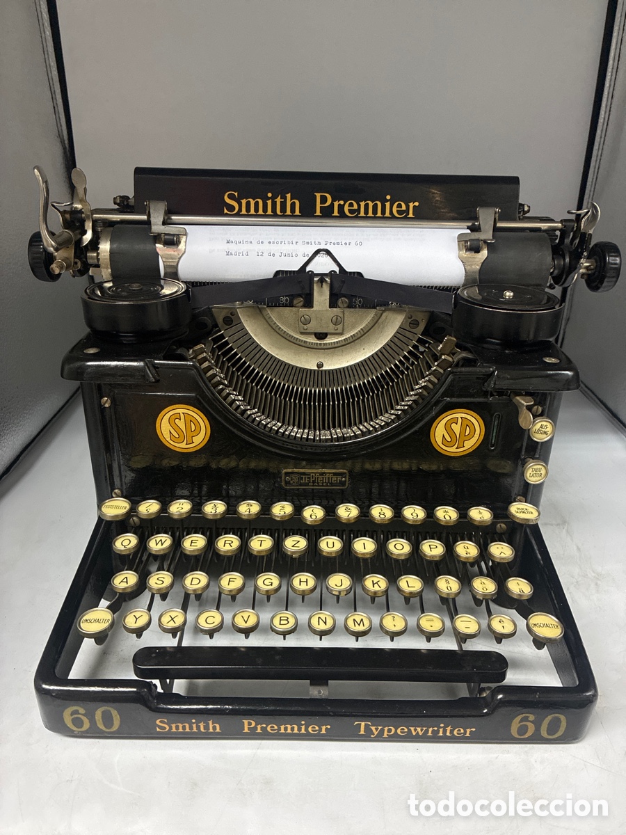 Antig&uuml;edades: M&aacute;quina de escribir Smith Premier modelo 60.