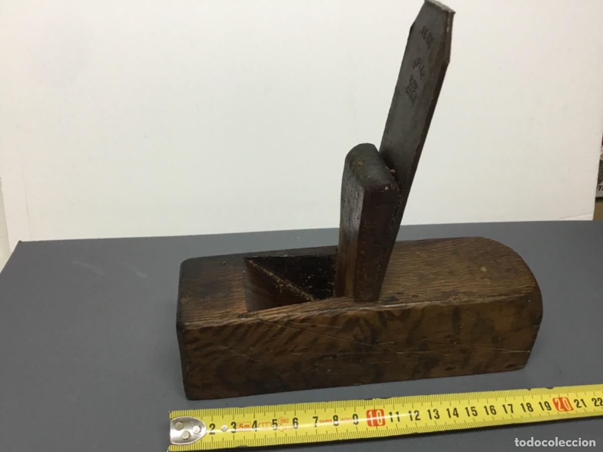 Antig&uuml;edades: HERRAMIENTA, CEPILLO O GARLOPA PARA MADERA, DE CARPINTERO O EBANISTA.