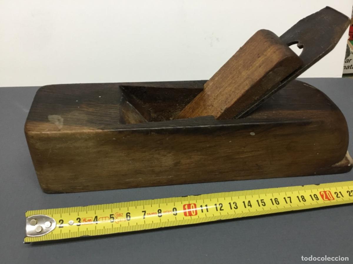 Antig&uuml;edades: HERRAMIENTA, CEPILLO O GARLOPA PARA MADERA, DE CARPINTERO O EBANISTA.