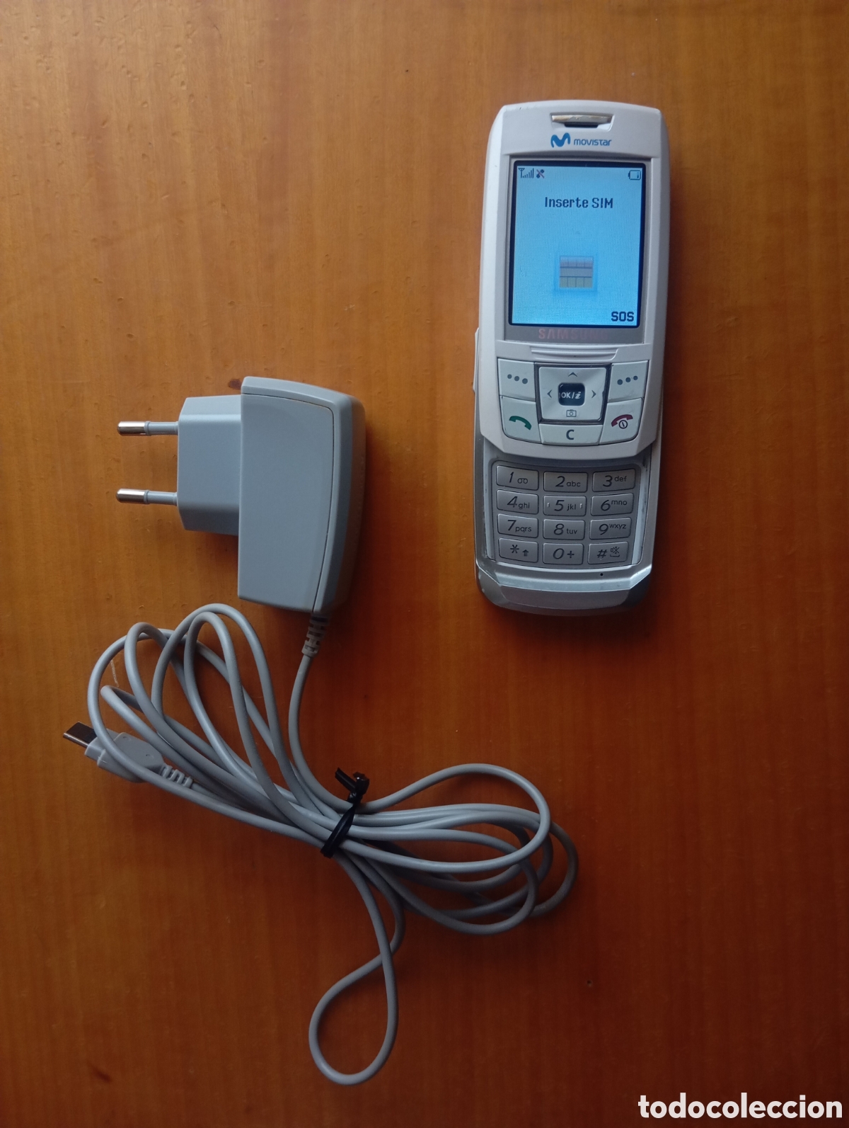 Tel&eacute;fonos: Samsung SGH-E250 Telefono