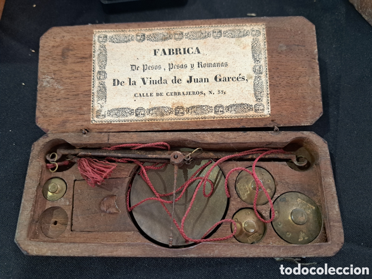 Antig&uuml;edades: Caja de pesas valencianas