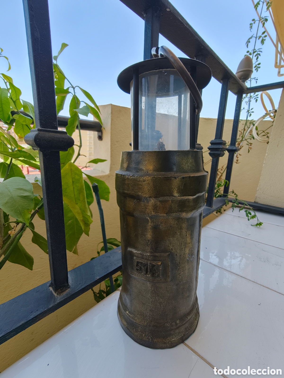 Antig&uuml;edades: L&Aacute;MPARA DE MINERO DECORATIVA