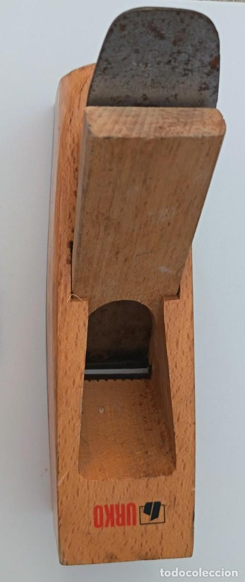 Antig&uuml;edades: Cepillo para madera. URKO.