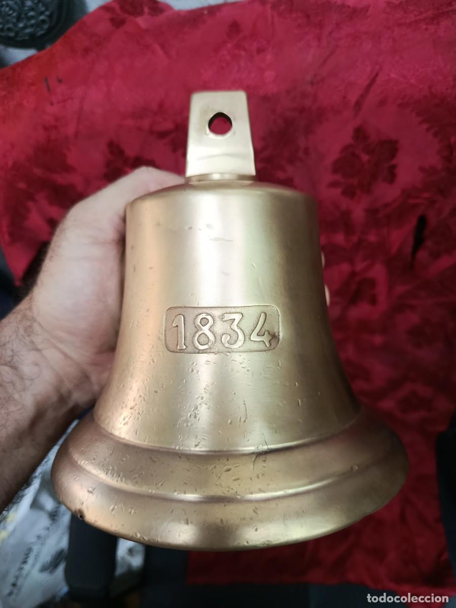 Antig&uuml;edades: Campana antigua de bronce. - Foto 1