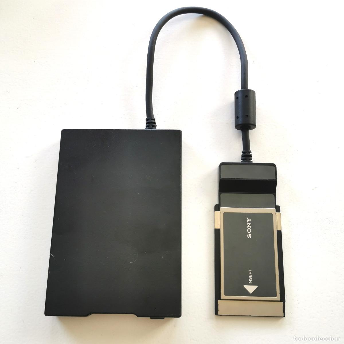 Antig&uuml;edades: Disquetera externa Sony FA-P1 PCMCIA para port&aacute;til antiguo / Amiga 600 1200
