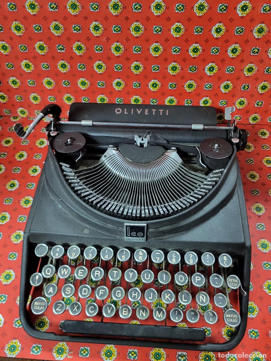 Antig&uuml;edades: ANTIGUA MAQUINA DE ESCRIBIR OLIVETTI ICO NEGRA