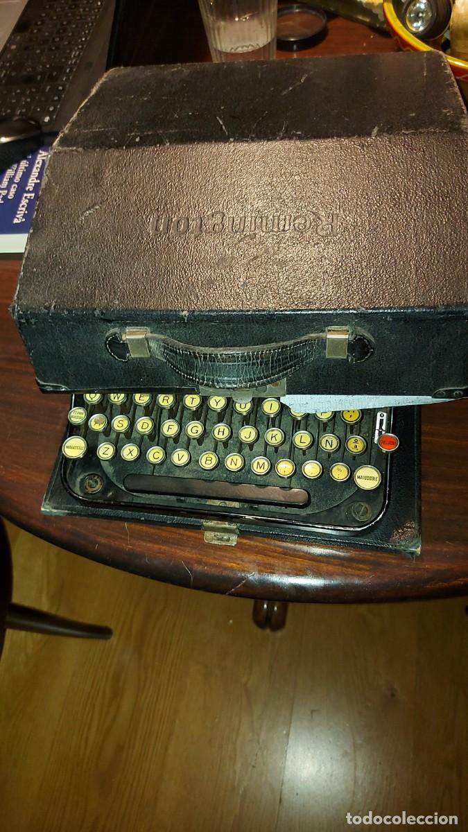 Antig&uuml;edades: Maquina de escribir marca Remington. Antigua