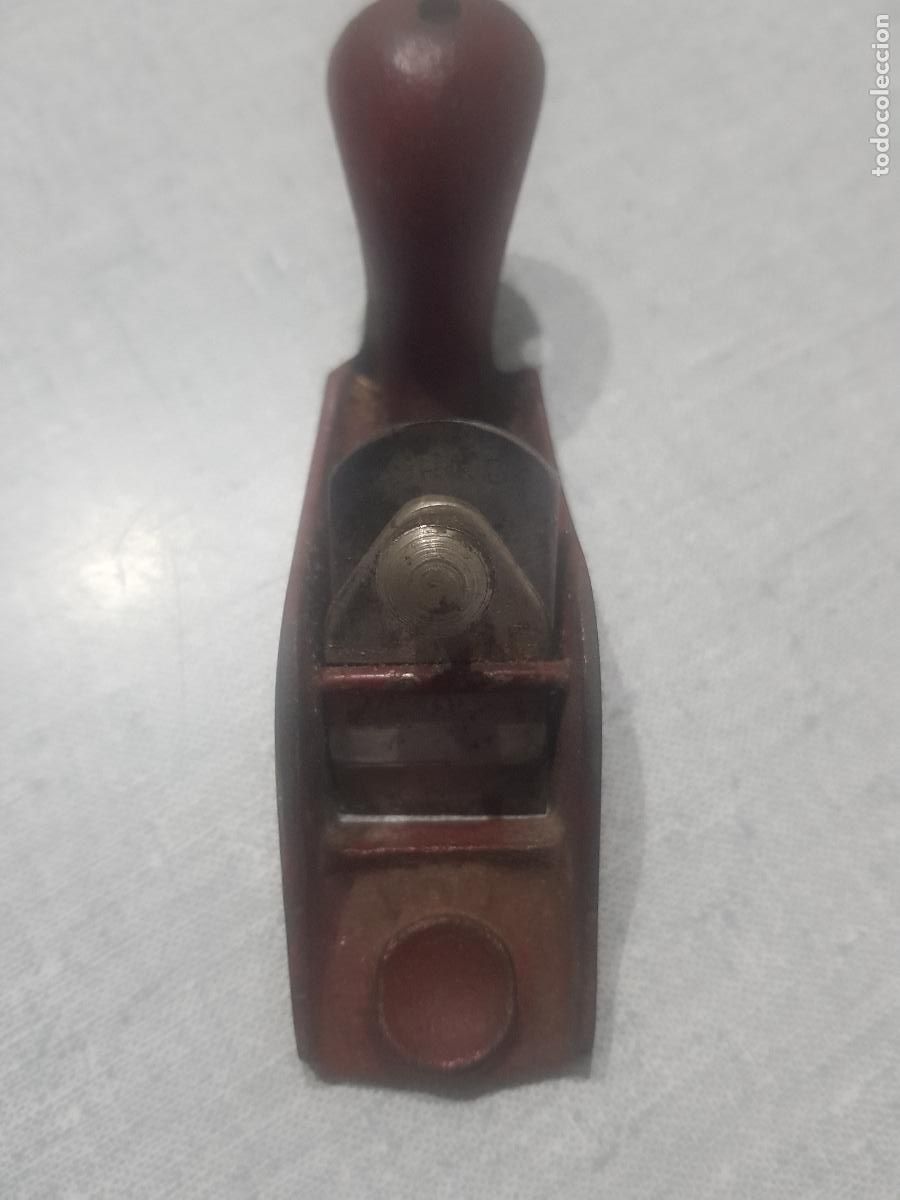 Antig&uuml;edades: GARLOPA CEPILLO METALICO URKO-100