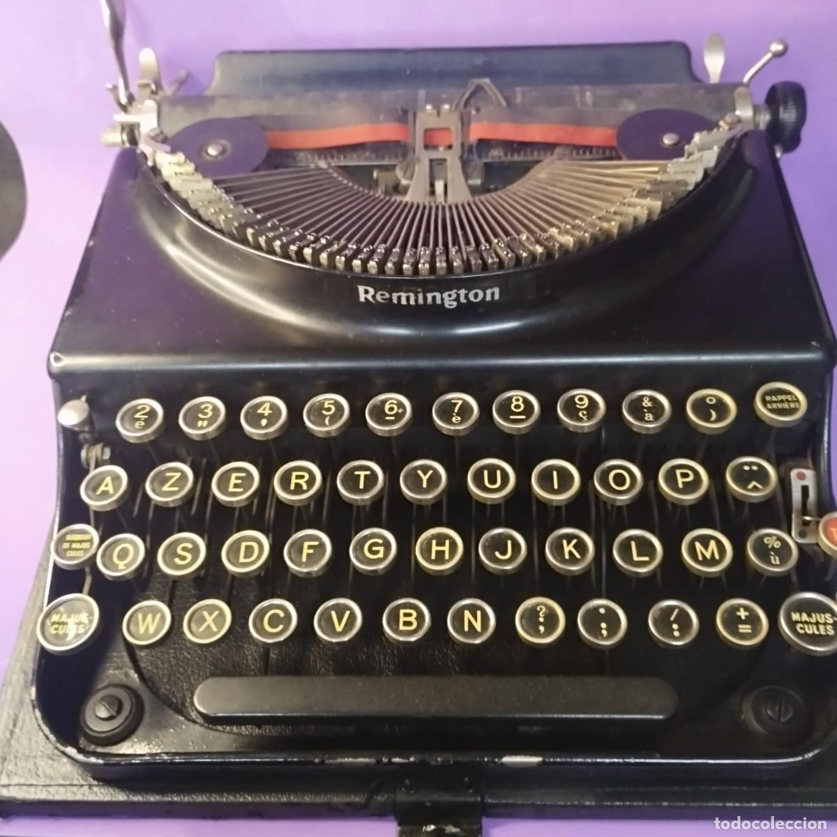 Antig&uuml;edades: M&Aacute;QUINA DE ESCRIBIR REMIGT&Oacute;N MODELO PORTABLE