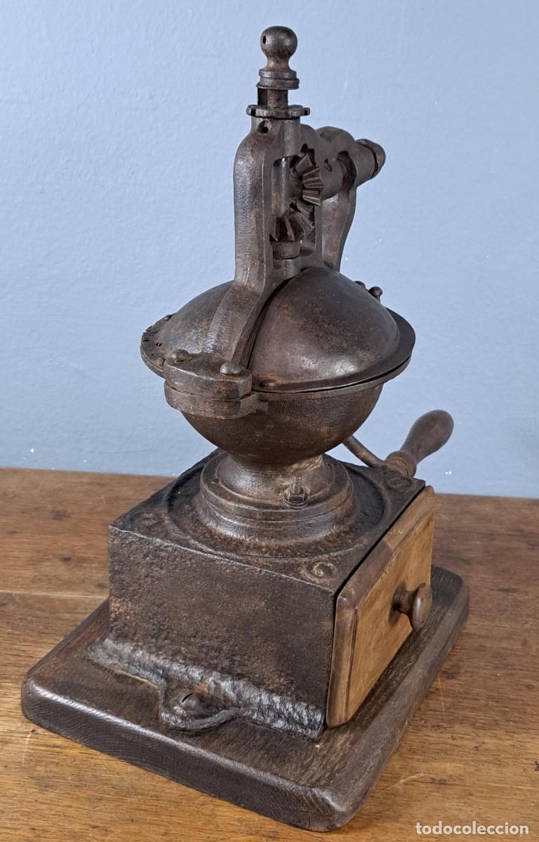Antig&uuml;edades: Antiguo molinillo de caf&eacute;, finales del siglo XIX - Foto 4