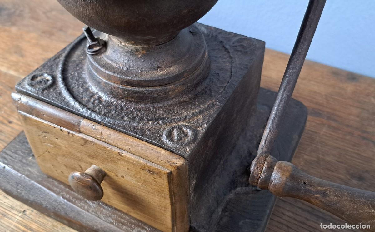 Antig&uuml;edades: Antiguo molinillo de caf&eacute;, finales del siglo XIX - Foto 11