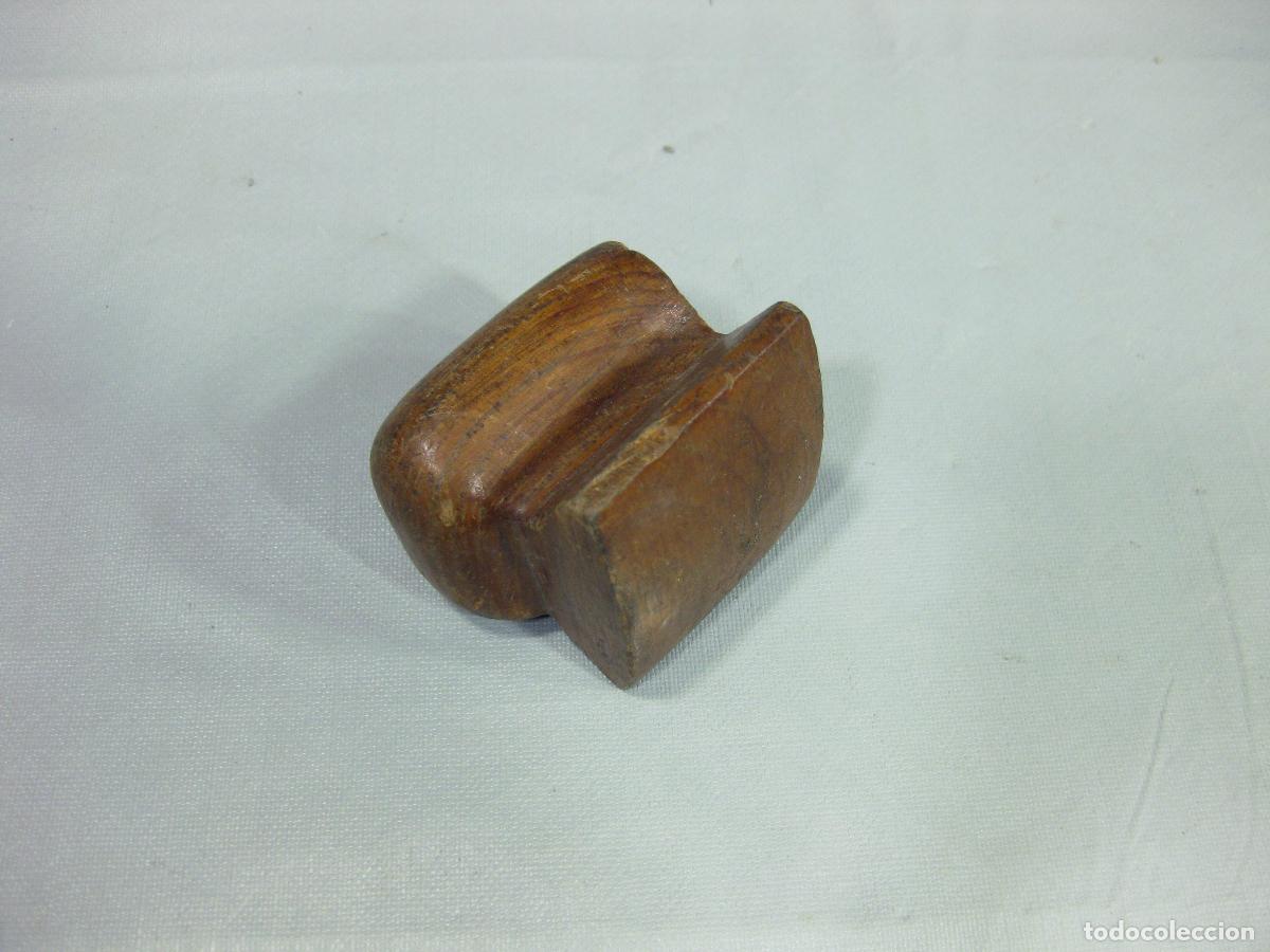 Antig&uuml;edades: ESPECIE DE TAS DE MADERA ANTIGUO. - Foto 3