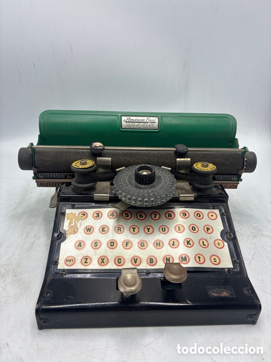Antiques: M&aacute;quina de Escrib&iacute; American Flyer.