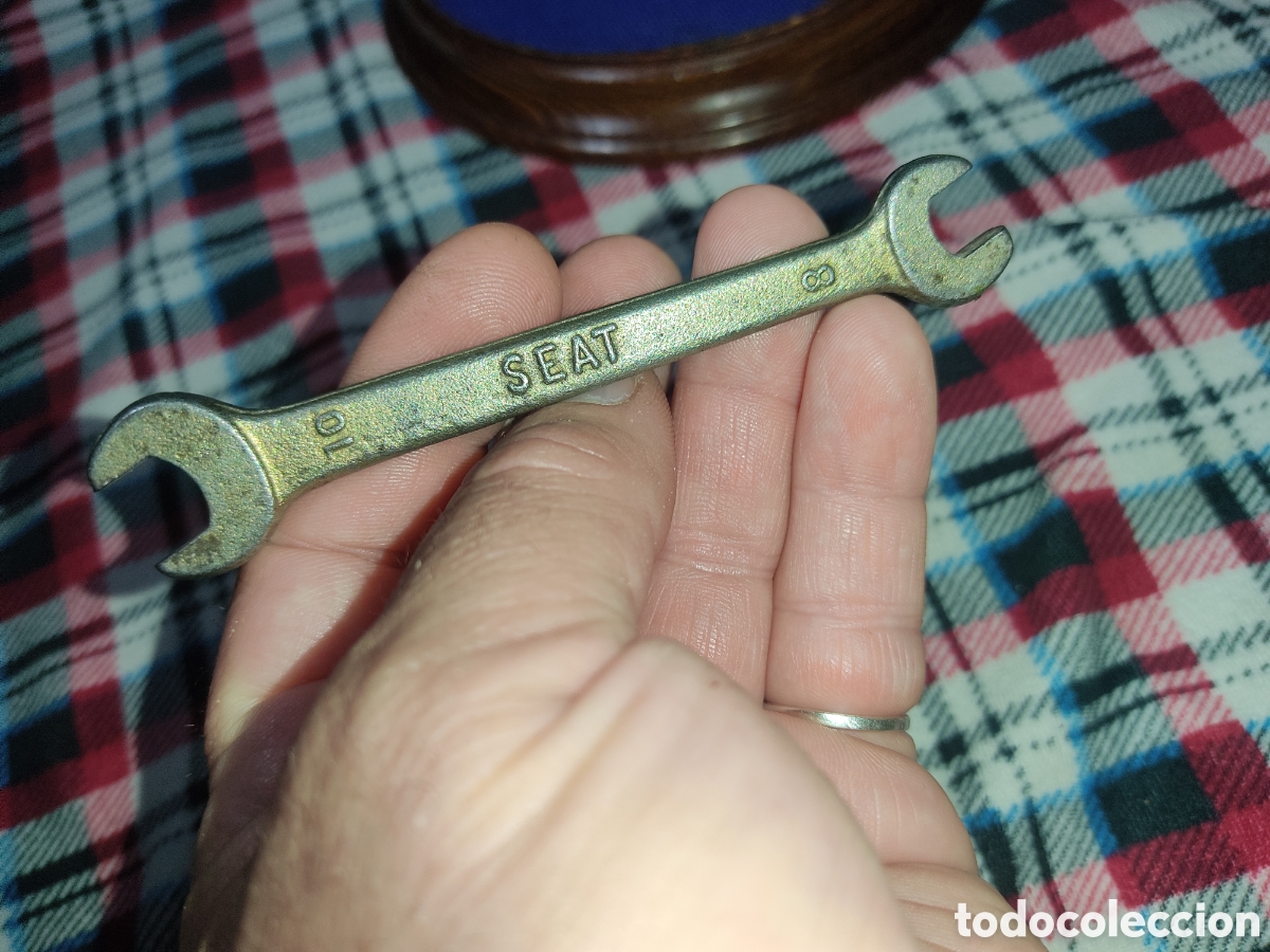 Antig&uuml;edades: Llave fija 8 - 10 de Seat. - Foto 4