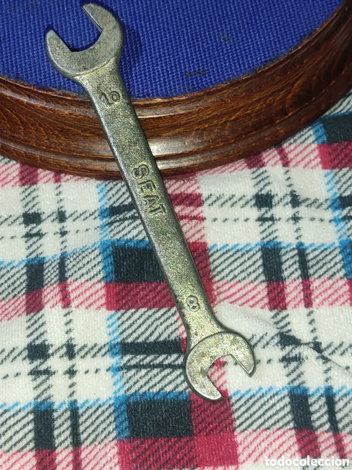 Antig&uuml;edades: Llave fija 8 - 10 de Seat.