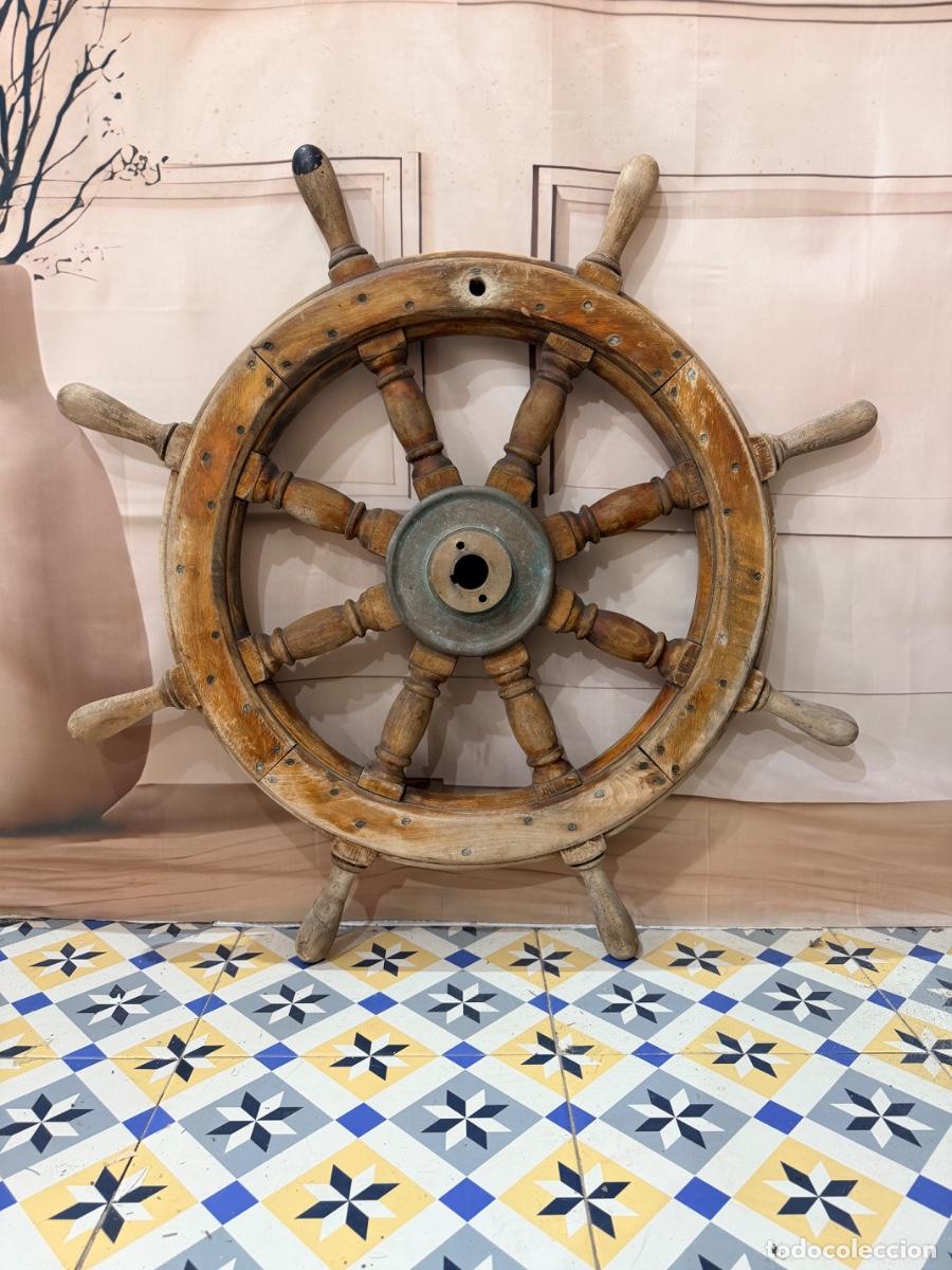 Antig&uuml;edades: Antiguo tim&oacute;n de barco