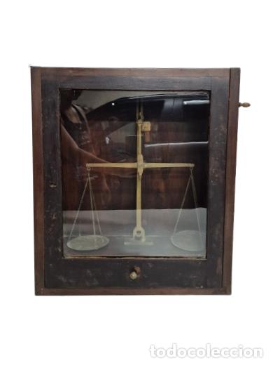 Antiques: Balanza de Precisi&oacute;n Antigua para Joyer&iacute;a - con Sello Delegaci&oacute;n de Industria de Barcelona, 1951