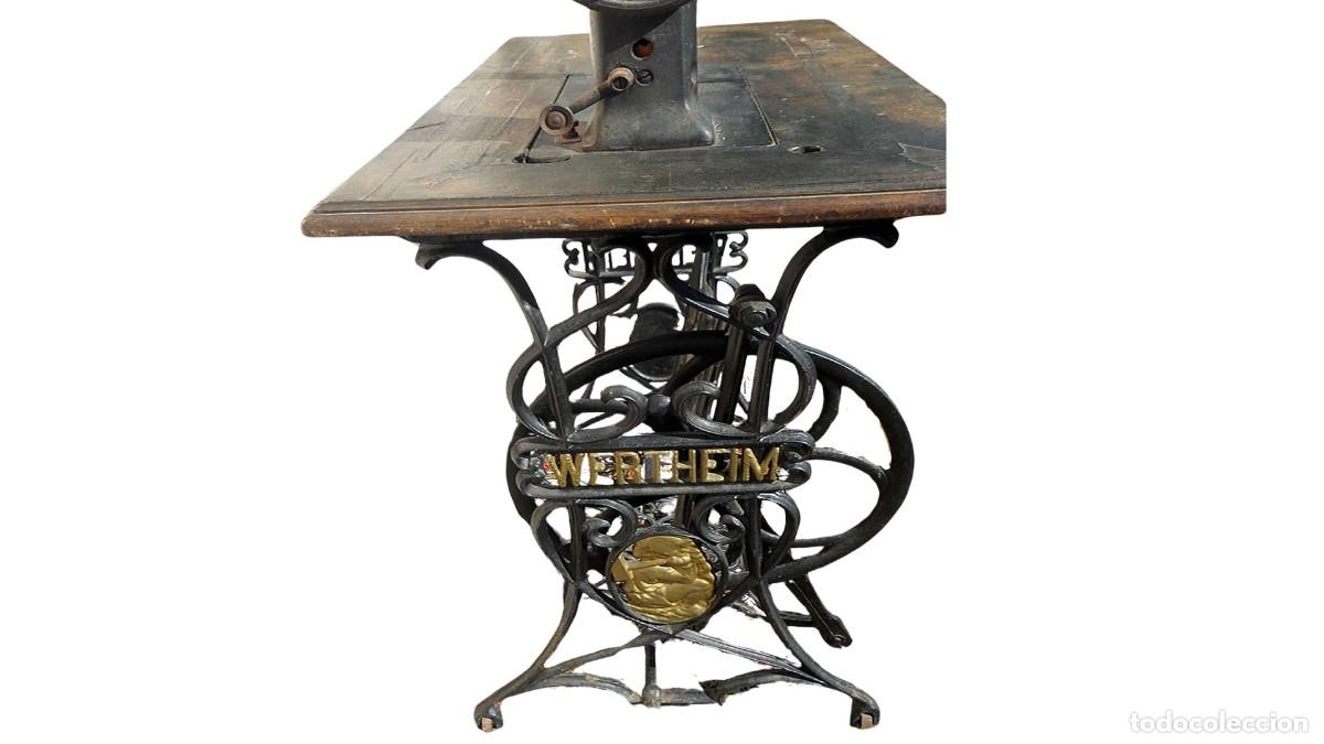 Oggetti Antichi: BASE DE PEDAL WERTHEIM - HIERRO FUNDIDO ORNAMENTADO - MEDALL&Oacute;N ENANO FUNDIDOR EN LAT&Oacute;N - 1880-1920